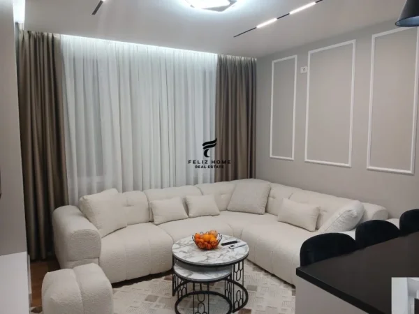 Tirane, jepet me qera apartament 2+1 Kati 1, 78 m² 750 € (ISH FUSHA E AVIACIONIT)