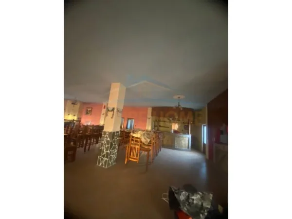 Kolonje, shitet shtepi 4+1+Ballkon Kati 4, 985 m² 200.000 € (Aksi Ersekë-Leskovik.)