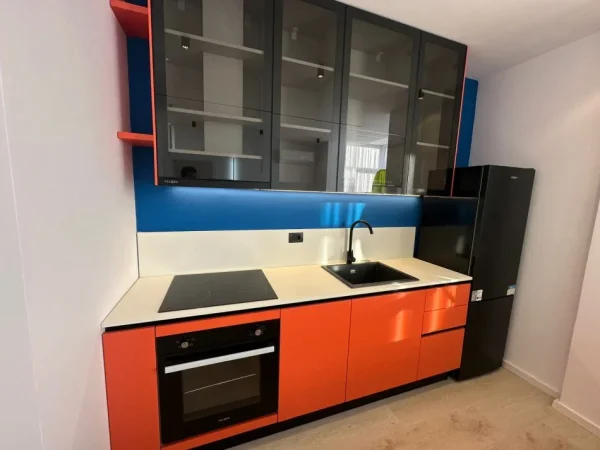 Tirane, shitet apartament 1+1+Aneks+Ballkon Kati 4, 48 m² 130.999 € (Komuna e Parisit)