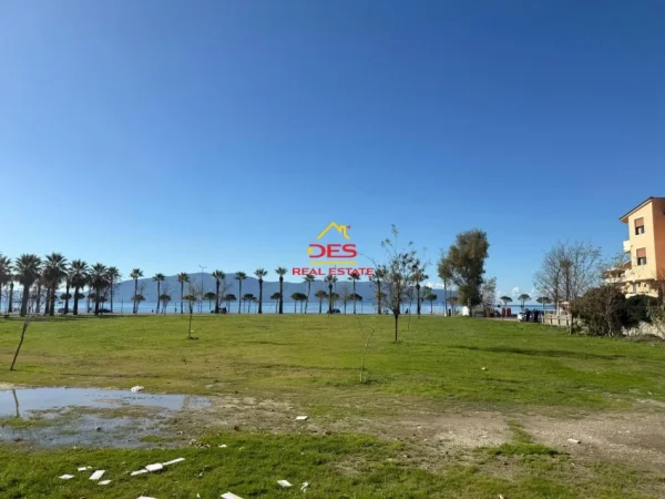 Vlore, shitet ambjent biznesi Kati 1, 320 m² 1.280.000 € (Rruga Murat Tërbaçi ,Vlore)