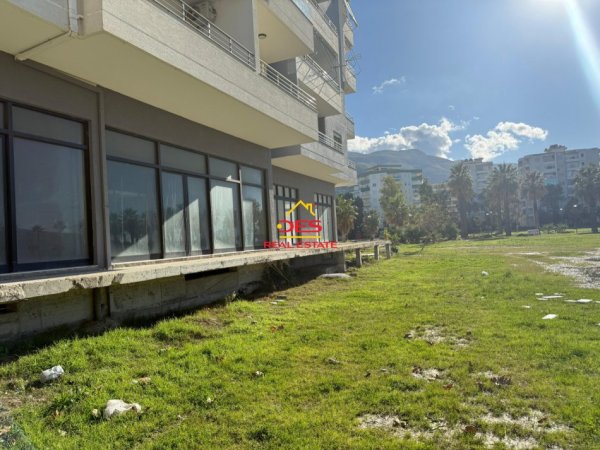 Vlore, shitet ambjent biznesi Kati 1, 320 m² 1.280.000 € (Rruga Murat Tërbaçi ,Vlore)