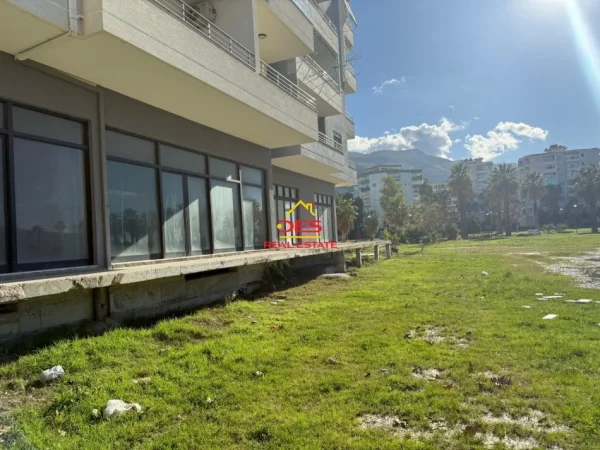 Vlore, shitet ambjent biznesi Kati 1, 320 m² 1.280.000 € (Rruga Murat Tërbaçi ,Vlore)