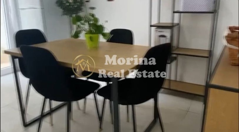 Tirane, jepet me qera shtepi 2+1 Kati 1, 91 m² 600 € (Porcelan)