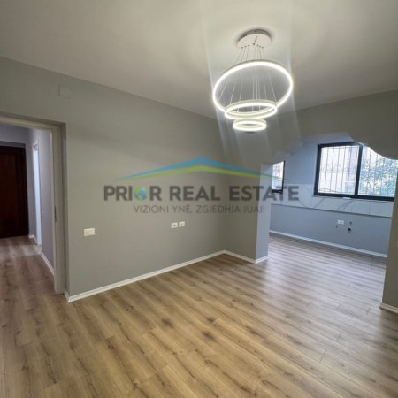 Tirane, shitet apartament 2+1 Kati 1, 75 m² 187.000 € (Myslym Shyri)