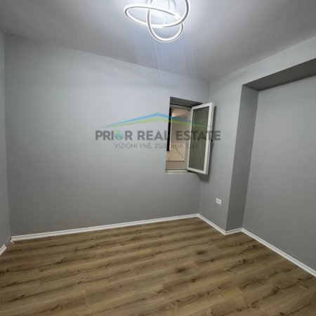 Tirane, shitet apartament 2+1 Kati 1, 75 m² 187.000 € (Myslym Shyri)