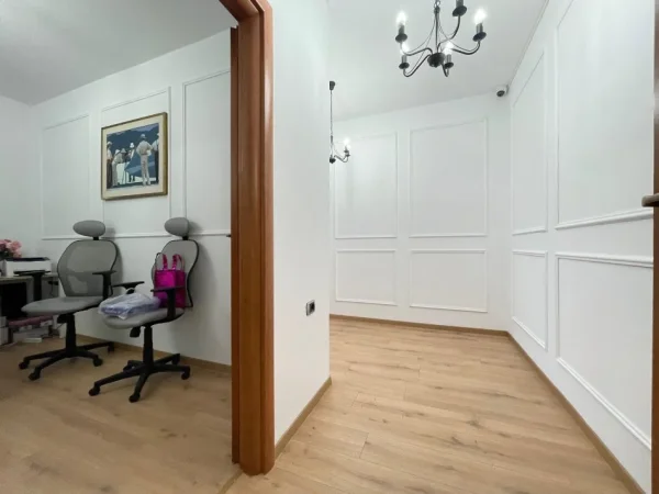 AMBJENT BIZNESI ME QERA NE BLLOK