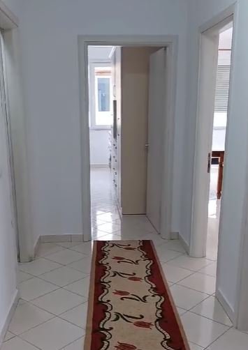 Tirane, jepet me qera apartament 2+1 Kati 4, 106 m² 450 € (Fresk)