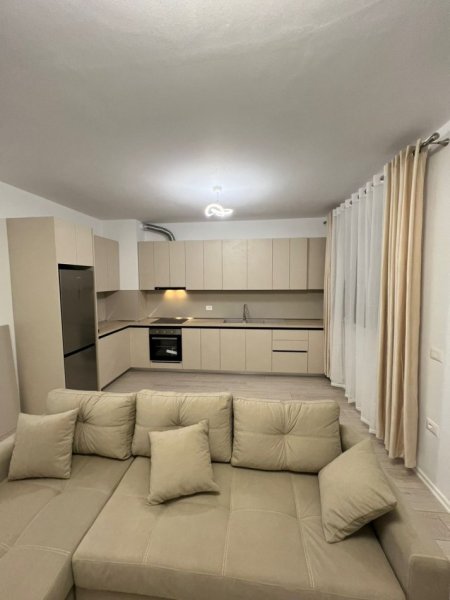 Tirane, jepet me qera apartament 2+1+Ballkon Kati 9, 100 m² (River Residence)