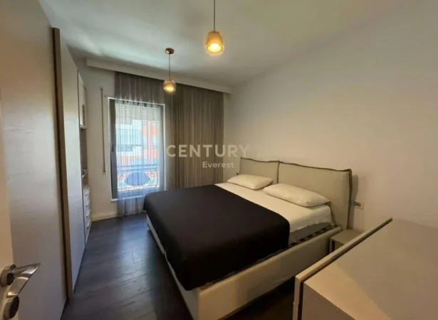 Tirane, shitet apartament 2+1+Ballkon Kati 3, 130 m² 350.000 € (Rruga e Kavajës, Kompleksi Delijorgji)