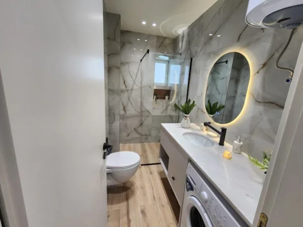 Durres, shitet apartament 1+1+Ballkon Kati 4, 63 m² 120.000 € (Plazhi Iliria)