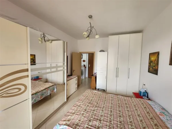 Tirane, shitet apartament 1+1 , 70 m² 165.000 € (kopshti zoologjik)