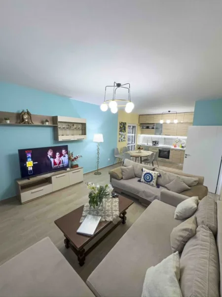 Tirane, jepet me qera Vile 2+1 Kati 3, 172 m² 1.100 € (Vilat Gjermane)