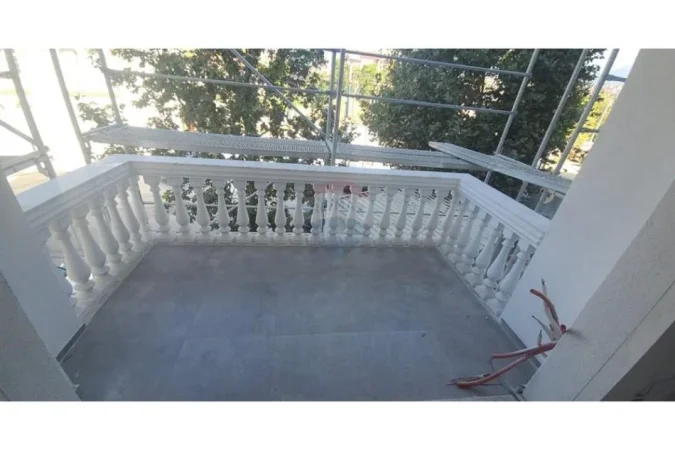 Tirane, shitet apartament 2+1+Ballkon Kati 2, 126 m² 142.000 € (Paskuqan)