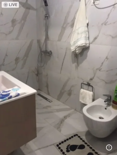 shitet , (Kodra e Diellit)