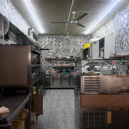 Tirane, shes bar-resorant Kati 0, 85 m² 60.000 € (pazari i ri)