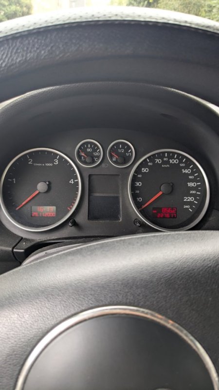 Shes Audi A2, 1.4 TDi manuale, 229,000km, 1500 EUR Nafte