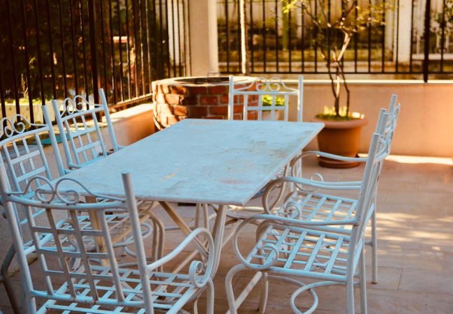 Tirane, jepet me qera apartament 3+1 Kati 2, 140 m² 800 € (Kompleksi Dinamo)