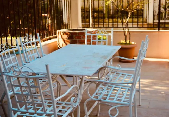 Tirane, jepet me qera apartament 3+1 Kati 2, 140 m² 800 € (Kompleksi Dinamo)