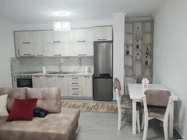 Tirane, jepet me qera apartament 2+1 Kati 3, 90 m² 700 € (don bosko)