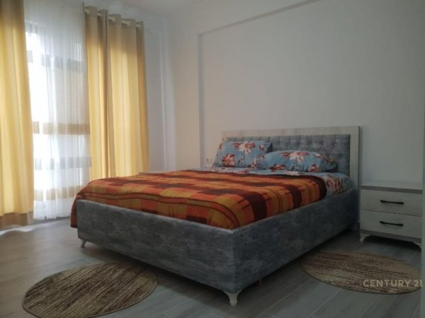 Tirane, jepet me qera apartament 2+1 Kati 3, 90 m² 700 € (don bosko)