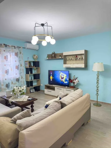 Tirane, shitet Vile 2 Katshe Kati 2, 117 m² (Vilat Gjermane)