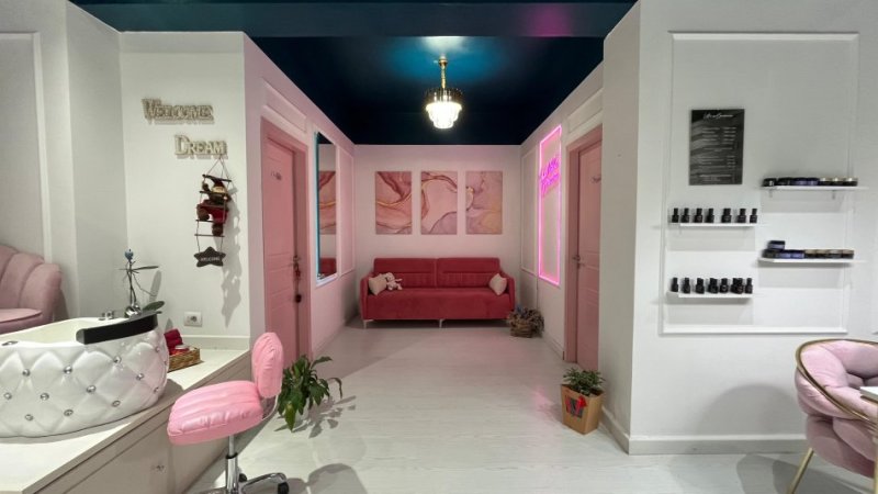 Tirane, jepet me qera ambjent biznesi Kati 2, 78 m² 850 € (Myslym Shyri)