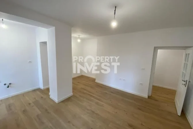 Tirane, shitet apartament 2+1+Aneks+Ballkon Kati 2, 83 m² 185.000 € (Rruga e Durresit)