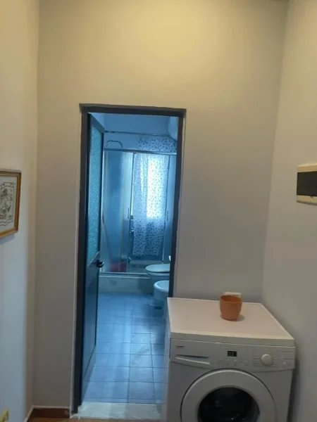 Tirane, jepet me qera apartament 3+1 Kati 6, 116 m² 450 € (Komgresi manastirit)