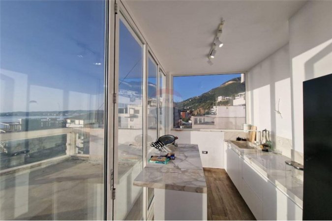 Vlore, shitet apartament+verande | Penthouse 1+1+Aneks+Ballkon Kati 9, 115 m² 230.000 € (Dhimiter Konomi)