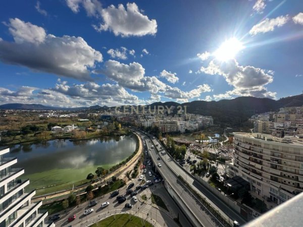 Tirane, shes apartament 3+1+Aneks+Ballkon Kati 15, 233 m² (Lake View)