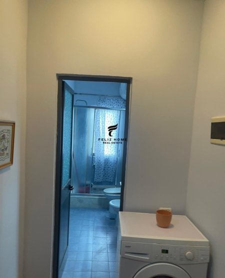 Tirane, jepet me qera apartament 3+1 Kati 6, 115 m² 450 € (OXHAKU)