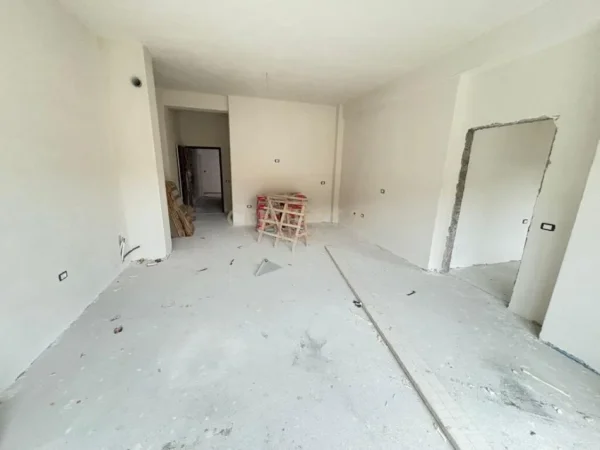 Tirane, shitet apartament 1+1 Kati 4, 81 m² 162.380 € (Rruga "Hamdi Garunja" Tirana, Albania)