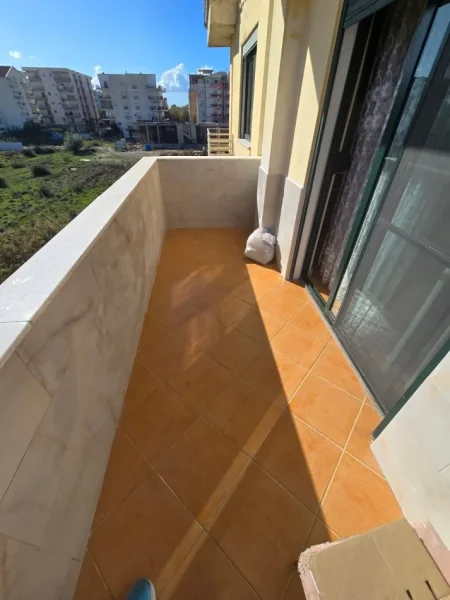 Durres, shitet apartament 1+1+Aneks+Ballkon Kati 3, 70 m² 75.000 € (Golem)