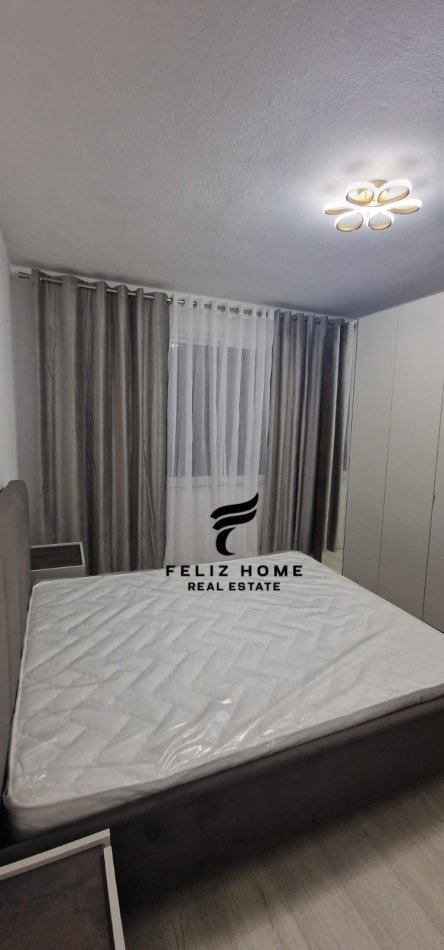 Tirane, jepet me qera apartament 1+1 Kati 3, 63 m² 680 € (KOMUNA E PARISIT)
