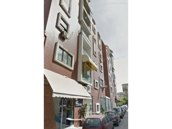Tirane, shes apartament 1+1+Aneks+Ballkon Kati 7, 68 m² 165.000 € (KOMUNA E PARISIT)