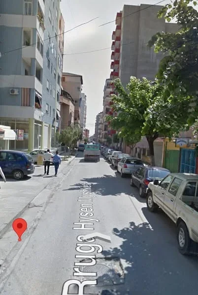 Durres, shes dyqan Kati 0, 76 m² 129.999 € (Tod Trungu)