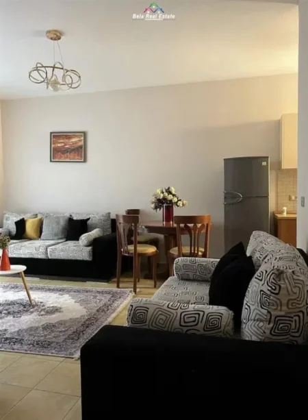 Tirane, jepet me qera apartament 1+1+Ballkon Kati 1, 60 m² 630 € (Mine Peza)