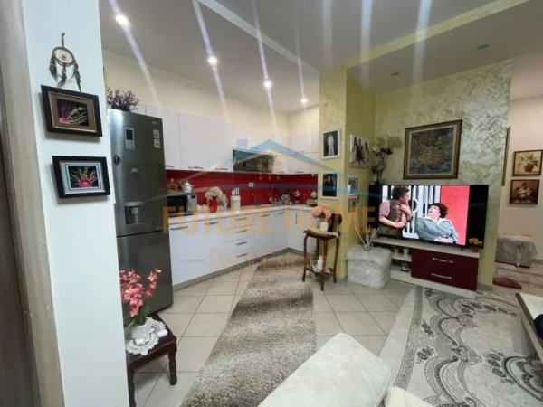 Tirane, shitet apartament 2+1+Ballkon Kati 1, 87 m² 87.000 € (Ardeno)