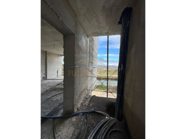 Durres, shitet apartament 1+1 Kati 1, 63 m² 155.000 € (Gjiri i Lalezit)