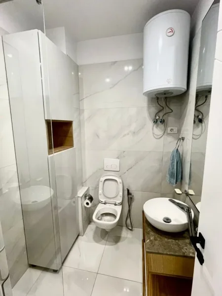 Tirane, jepet me qera apartament 2+1 Kati 1, 110 m² 650 € (Astir, Oasis Residence)