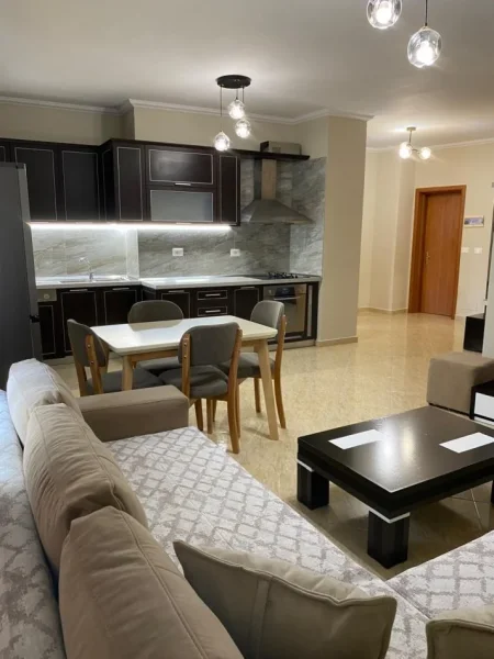 Tirane, shitet apartament 2+1 Kati 5, 115 m² 161.000 € (Unaza e Re)