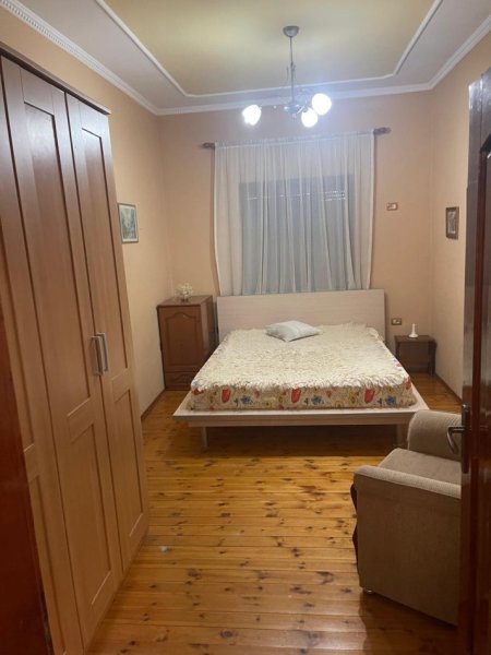 Tirane, jepet me qera apartament 3+1+Aneks+Ballkon Kati 6, 117 m² 450 € (kinostudio)