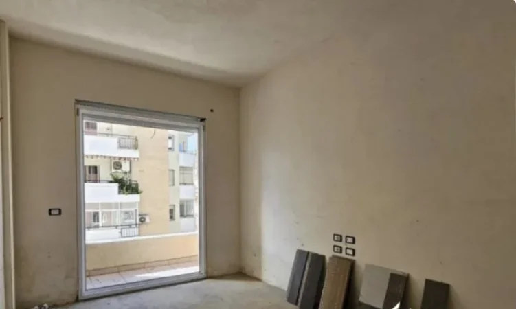 Tirane, shitet apartament 2+1 Kati 5, 107 m² 273.000 € (Pazari ri)