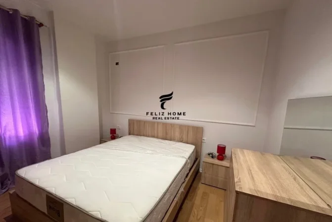 Tirane, jepet me qera apartament 1+1 Kati 3, 60 m² 500 € (SELITE)