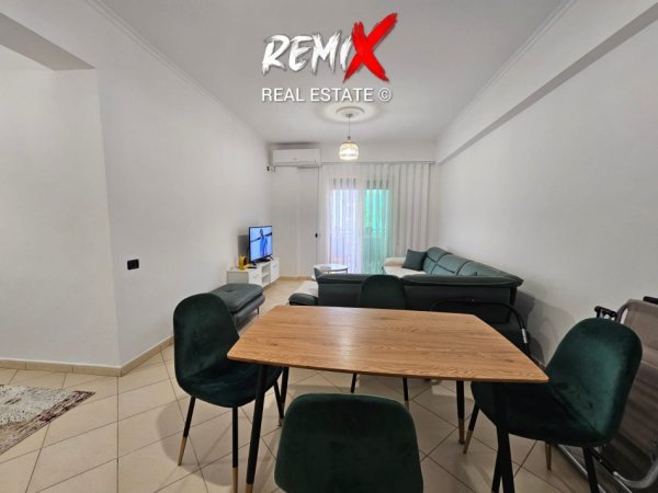 Shkembi Kavajes, shitet apartament 2+1+Aneks+Ballkon Kati 6, 100 m² 140.000 €