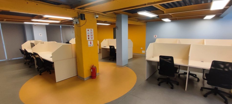 Tirane, jepet me qera -shitet, ambjent biznesi Kati 0, 572 m² 5490 € (Rruga e Barrikadave)
