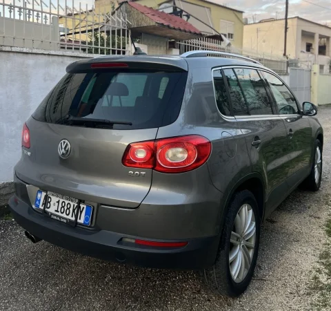 Okazion 2009 Volkswagen Tiguan 2.0 Benzin Automatik 150.000 km 5.500 €