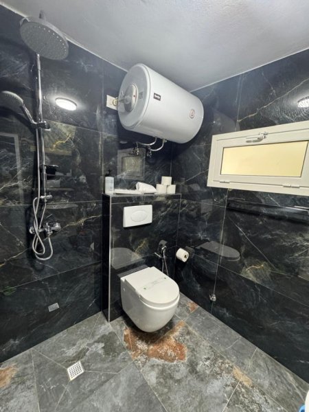 Tirane, jap me qera 1+1 Kati 2, 45 m² 550 € (Tefta Tashko Koco)