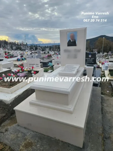 Tirane, ofroj Punime Varresh - Modele Varresh Mermer Pana - Varrezat E Tufines