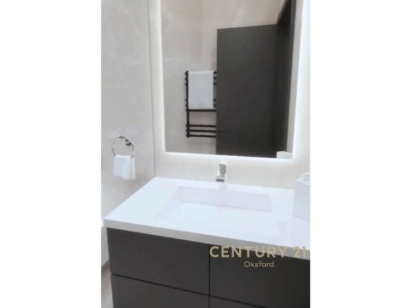 Tirane, jap me qera apartament 1+1+Post Parkimi , 73 m² 1.000 € (Kompleksi Delijorgji)